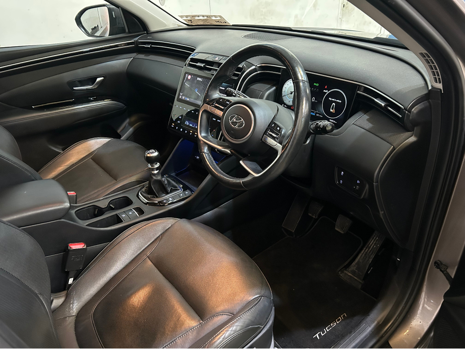 2022 Hyundai Tucson - image 10