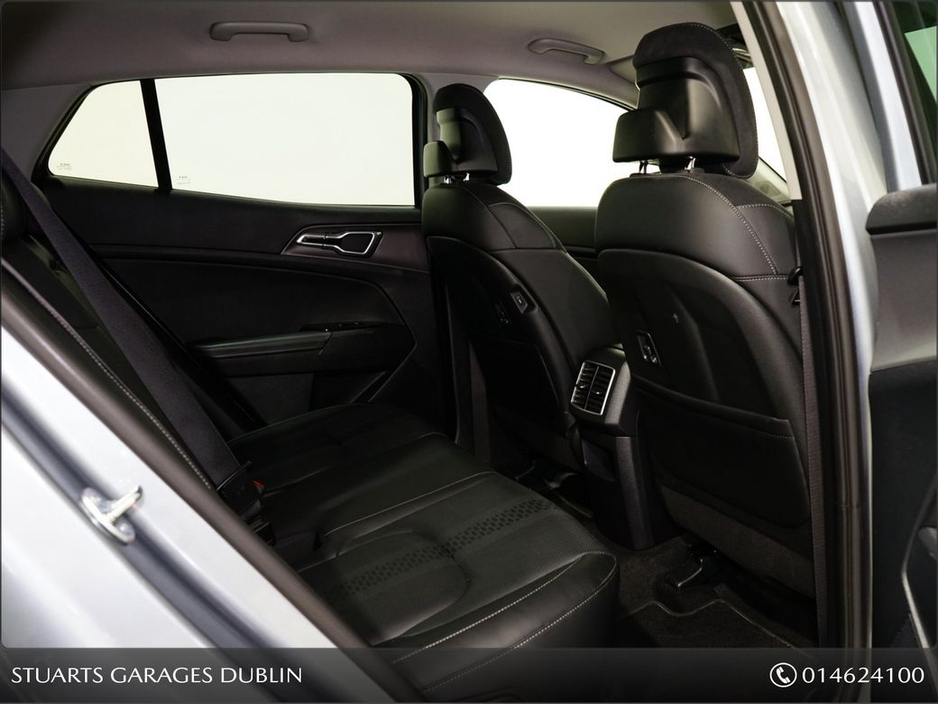 2025 Kia Sportage - image 19
