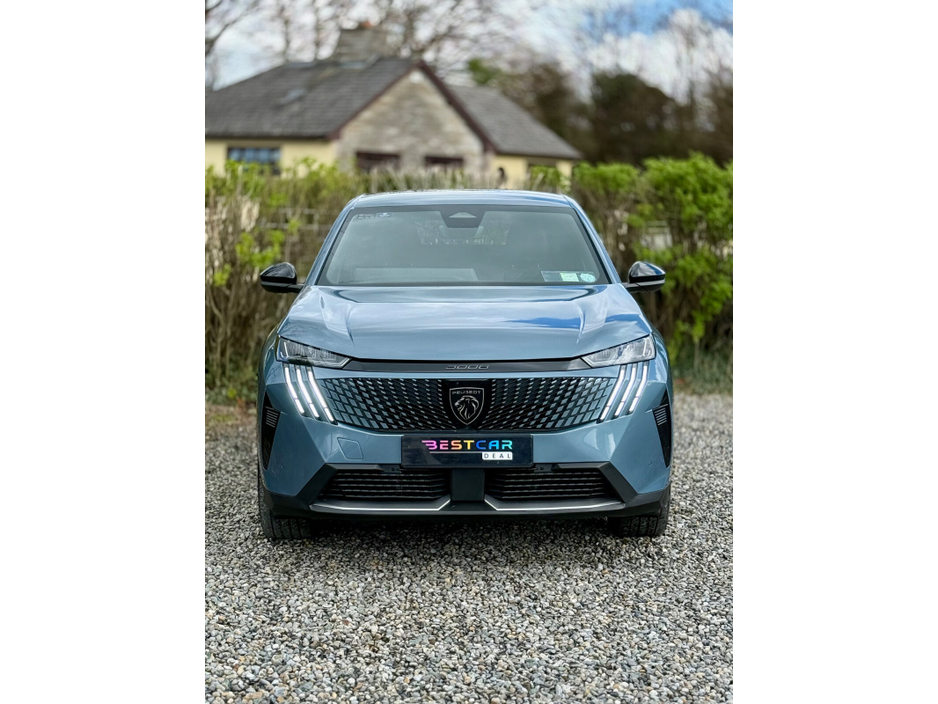 2025 Peugeot 3008 - image 4