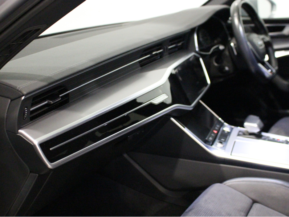 2020 Audi A6 - image 36