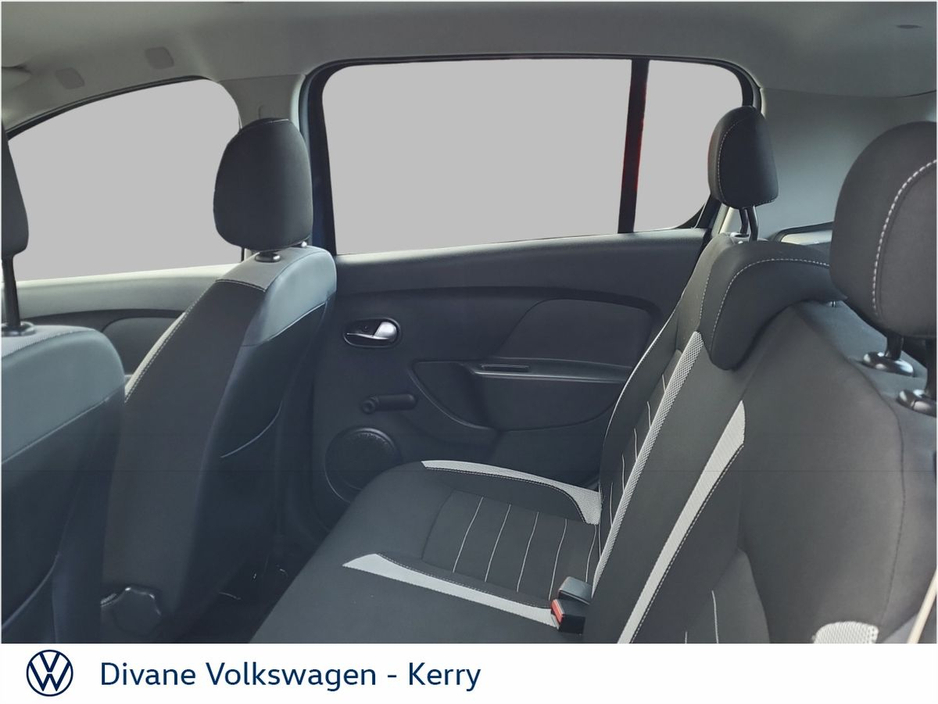 2017 Dacia Sandero Stepway 1.5 DCi 90 ALTERNATIVE €6,500