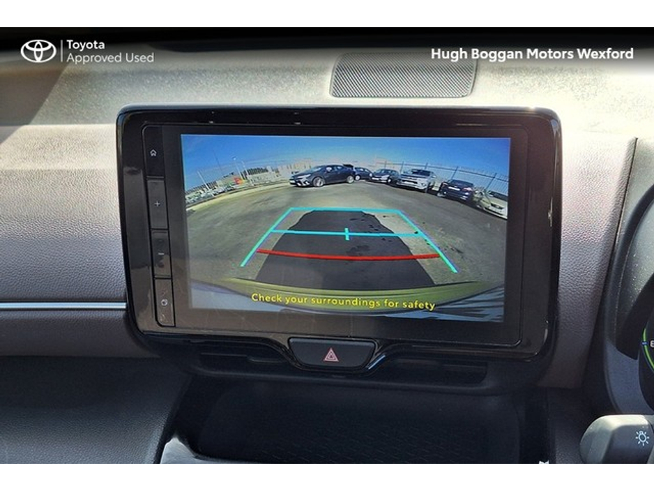 2023 Toyota Yaris Cross - image 11