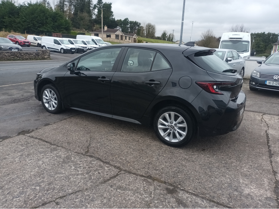 2024 Toyota Corolla HYBRID LUNA H/8 4DR AUTO €27,950