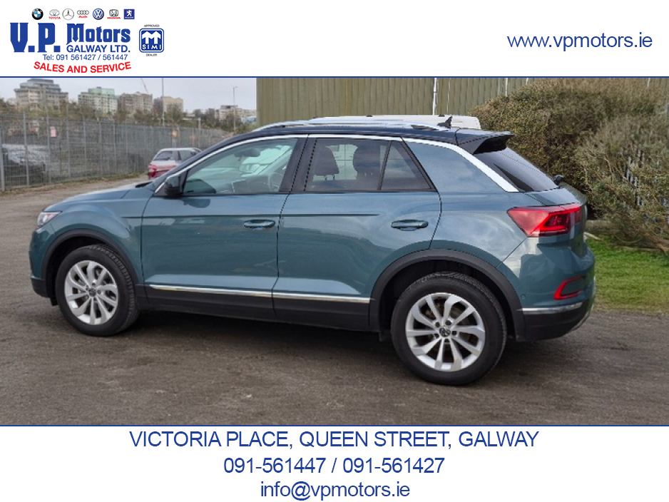 2023 Volkswagen T-Roc - image 9