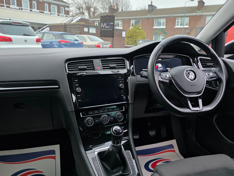 2018 Volkswagen Golf 1.0 TSI 115HP R-Line €18,999