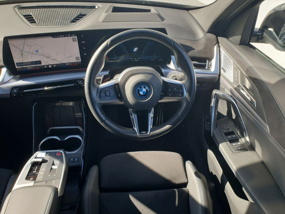 2024 BMW iX2 - image 5