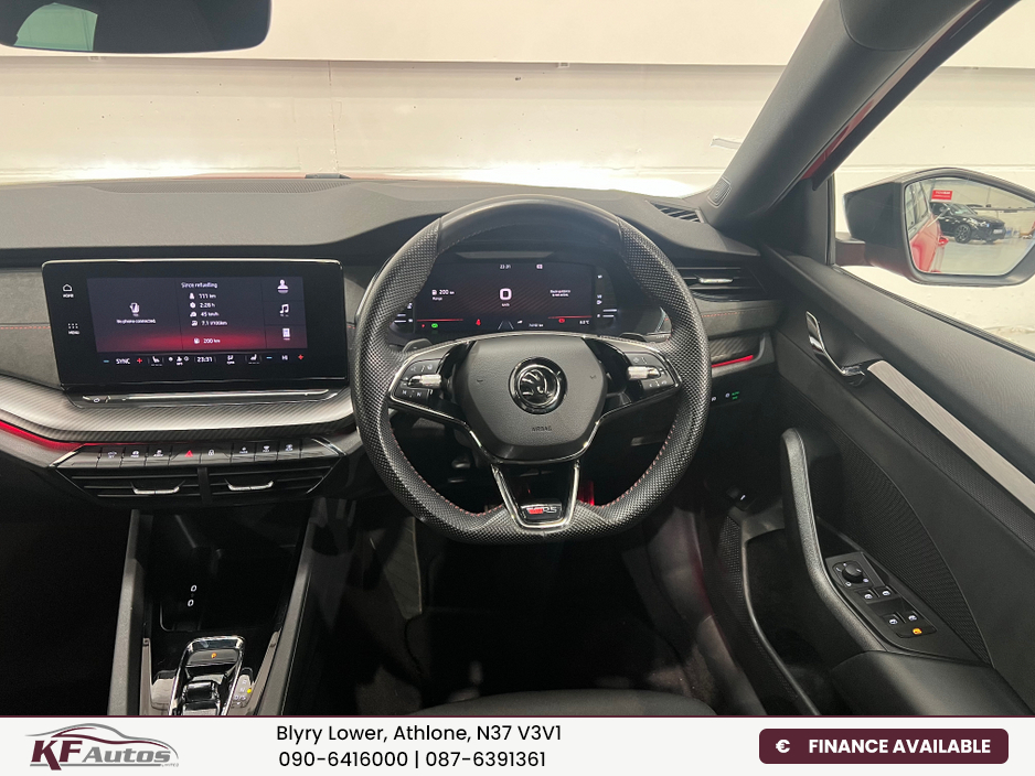 2023 Skoda Octavia - image 23