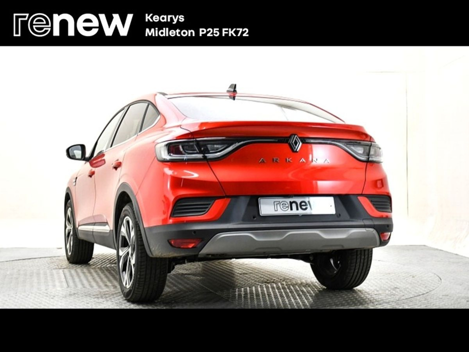 2025 Renault Arkana - image 3