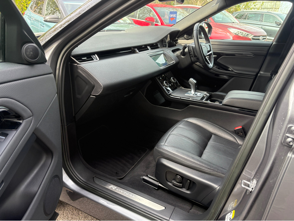 2022 Land Rover Range Rover Evoque - image 18