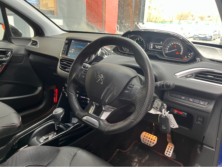 2019 Peugeot 2008 - image 10