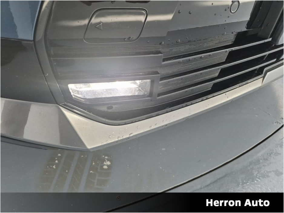 2022 Kia Niro 1.6 GDI PHEV K4 Black Cladding Auto €26,900