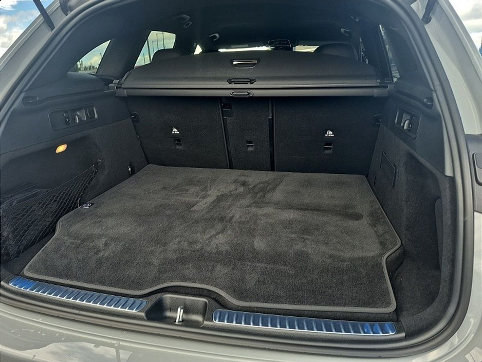 2025 Mercedes-Benz 300 - image 11