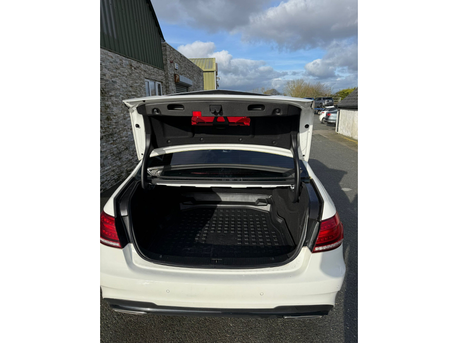 2015 Mercedes-Benz E Class E220 BLUETEC AMG SPORT AUTO €14,750