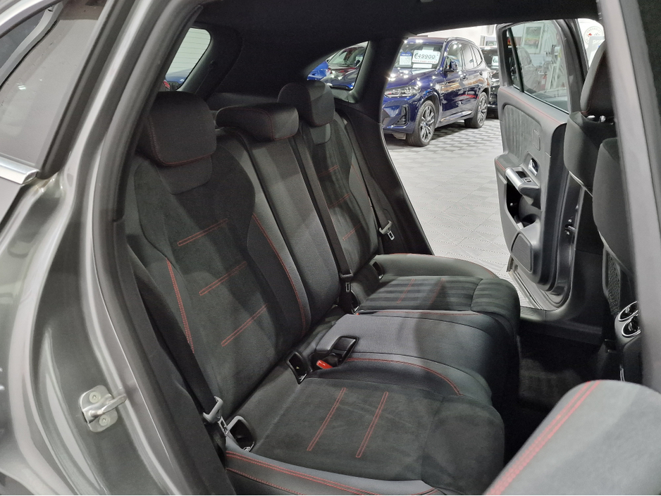 2023 Mercedes-Benz GLA Class 250E AMG LINE PREMIUM (PLUG IN HYBRID) AUTOMATIC **ONE OWNER / APPLE CARPLAY & ANDROID AUTO / BLIND SPOT ASSIST / HEATED FRONT SEATS / SAT NAV / REVERSE CAMERA / WIRELESS PHONE CHARGING** €40,900