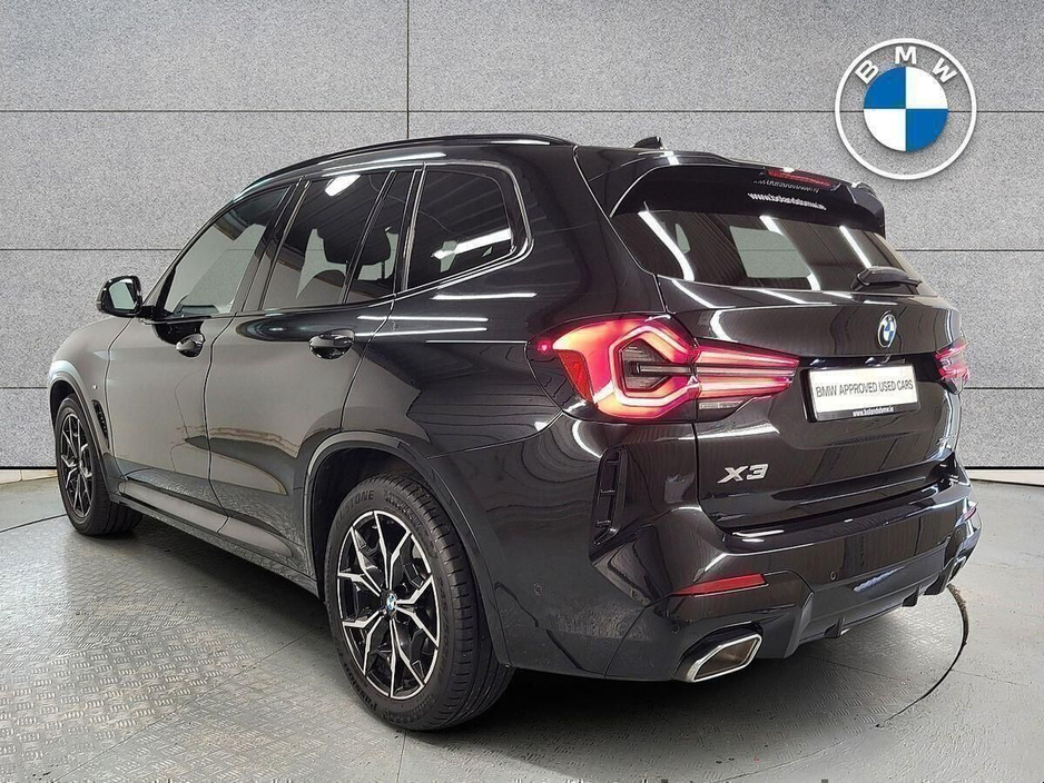 2024 BMW X3 - image 2