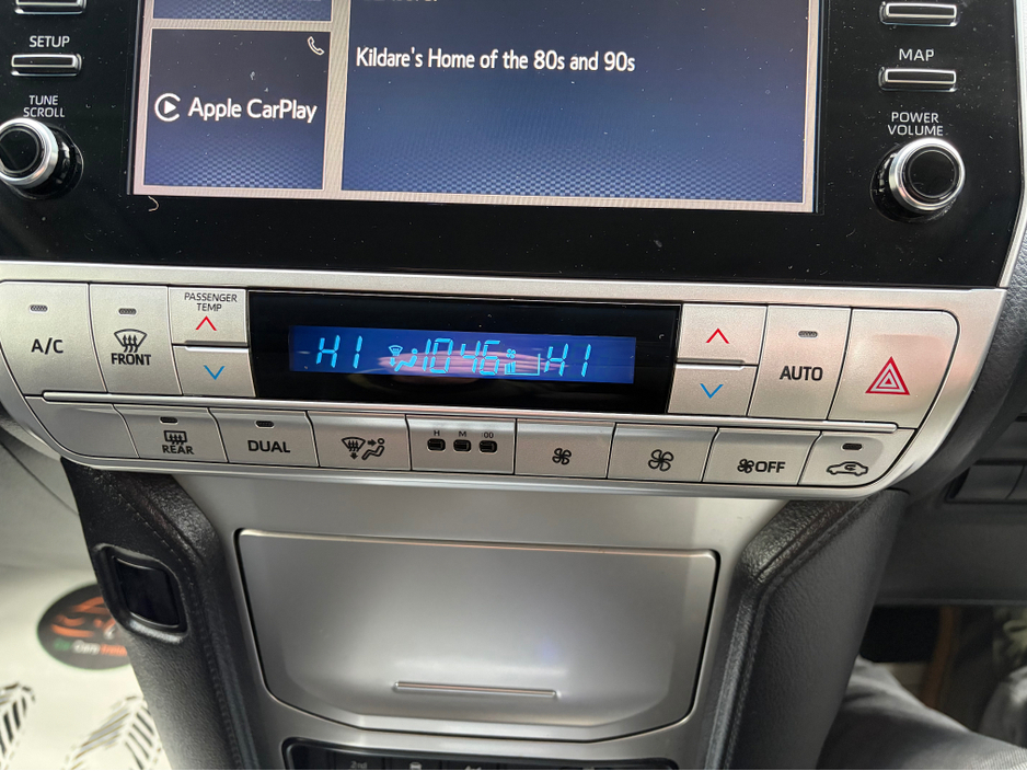 2021 Toyota Landcruiser - image 18