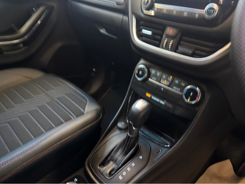 2023 Ford Puma - image 8