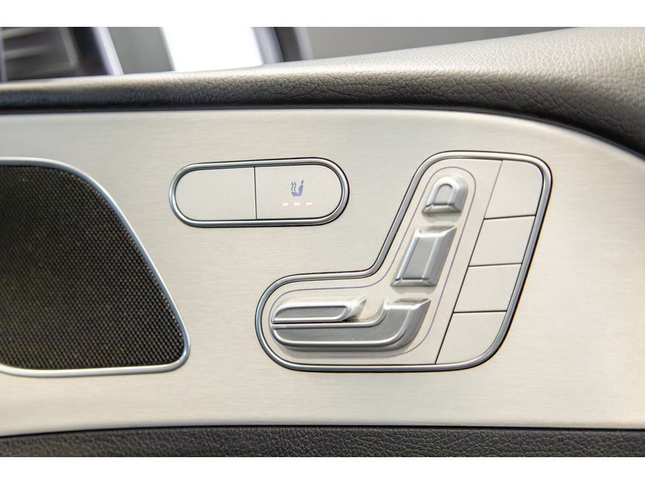 2019 Mercedes-Benz GLE Class - image 14