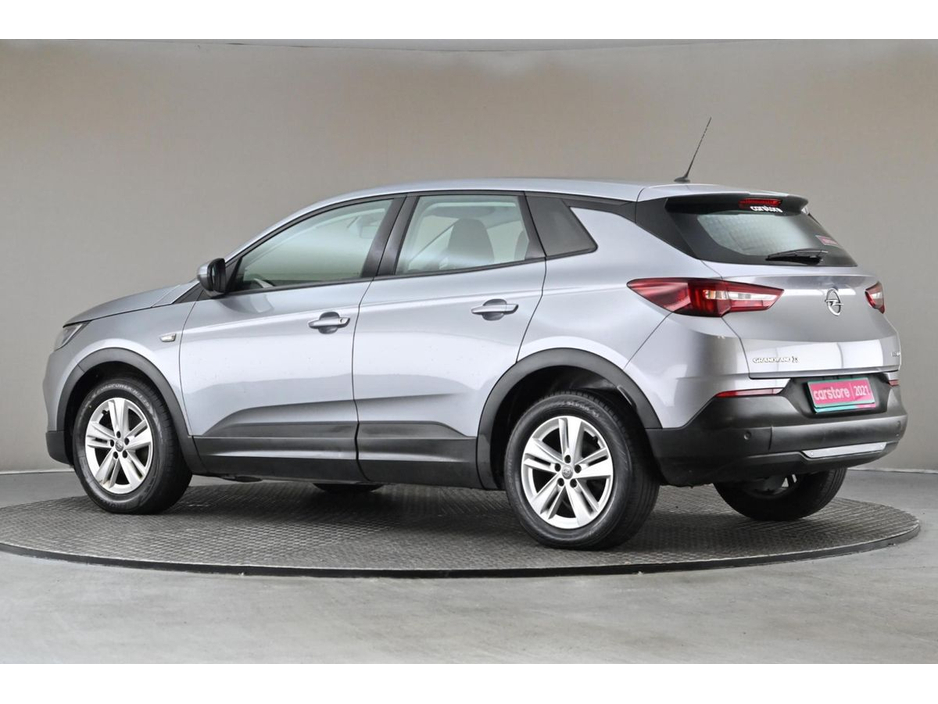 2021 Opel Grandland X - image 6