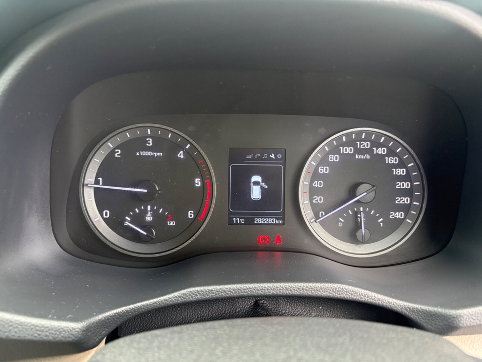 2018 Hyundai Tucson - image 11