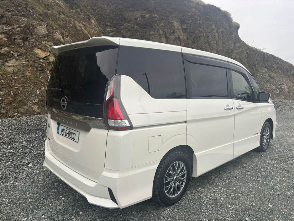 2018 Nissan Serena  €16,950