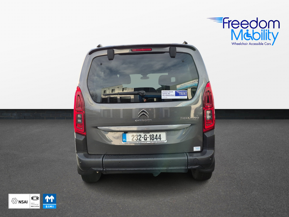 2023 Citroen Berlingo Multispace Wheelchair Access Taxi Spec €35,950