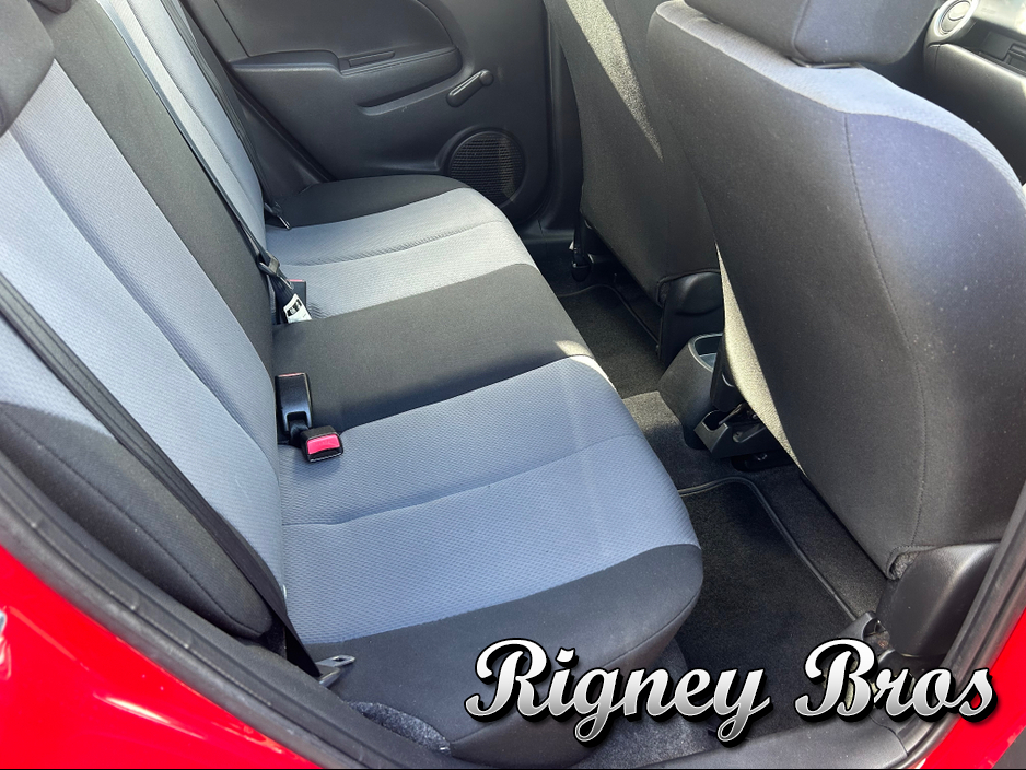 2008 Mazda Mazda2 - image 8