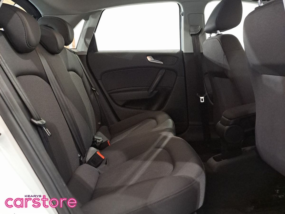 2017 Audi A1 - image 13