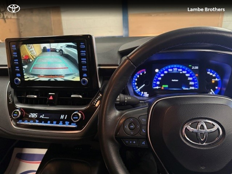 2023 Toyota Corolla - image 11