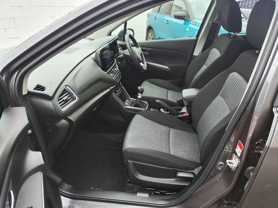 2023 Suzuki S-CROSS - image 11