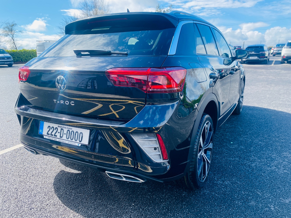 2022 Volkswagen T-Roc - image 6