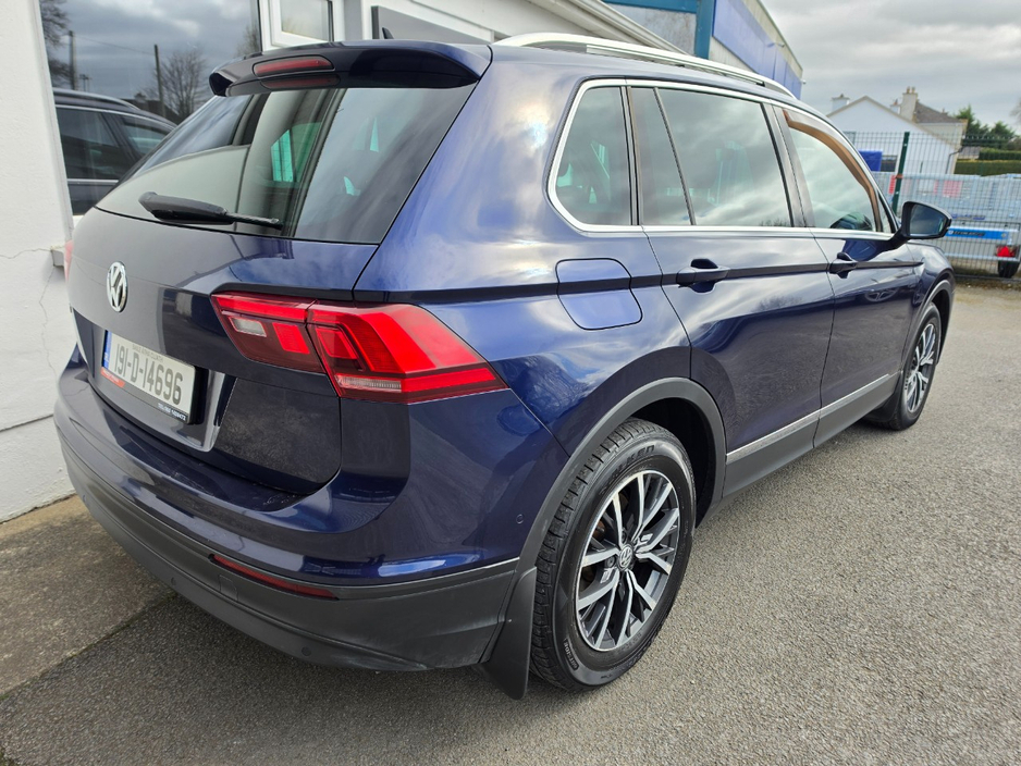 2019 Volkswagen Tiguan - image 3