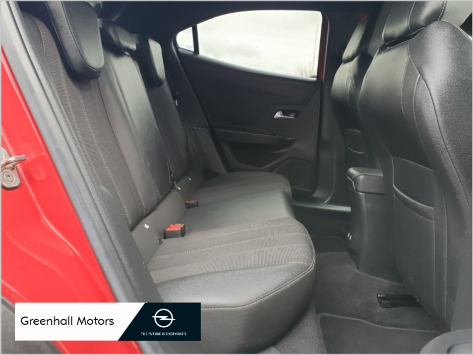 2022 Opel Mokka - image 9