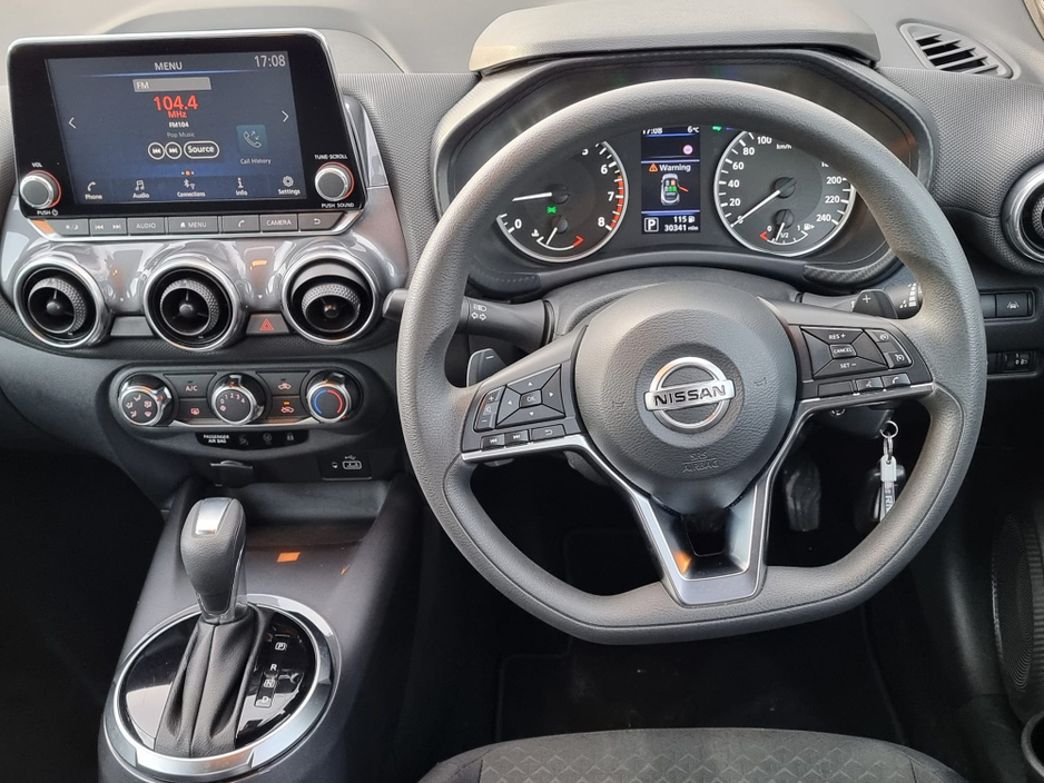 2020 Nissan Juke - image 22