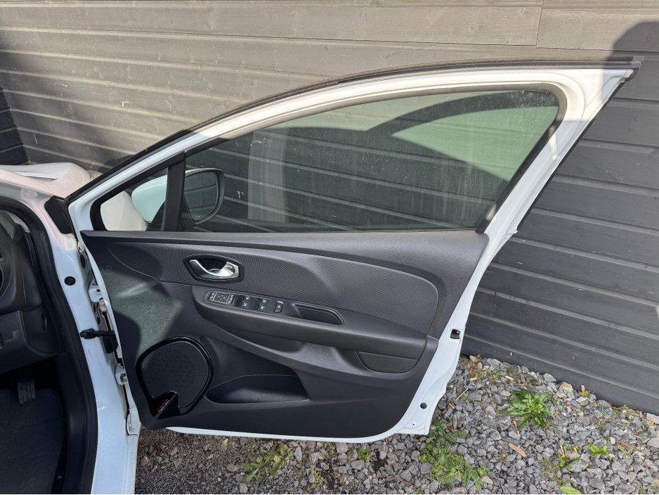 2017 Renault Clio 1.2 RL AUTO 5DR €11,495