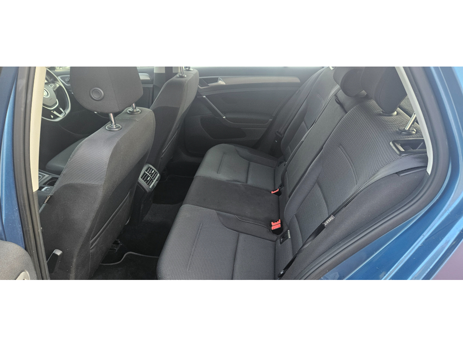 2015 Volkswagen Golf automatic 1.2 comfortline dsg low kms €10,950