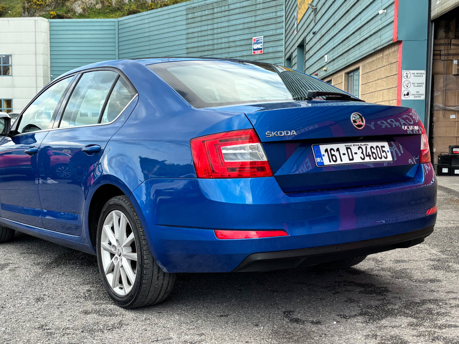 2016 Skoda Octavia - image 13