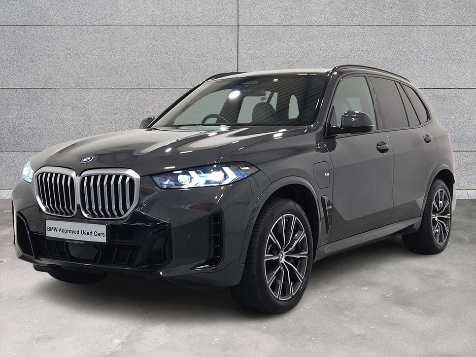 2023 BMW X5 - image 26