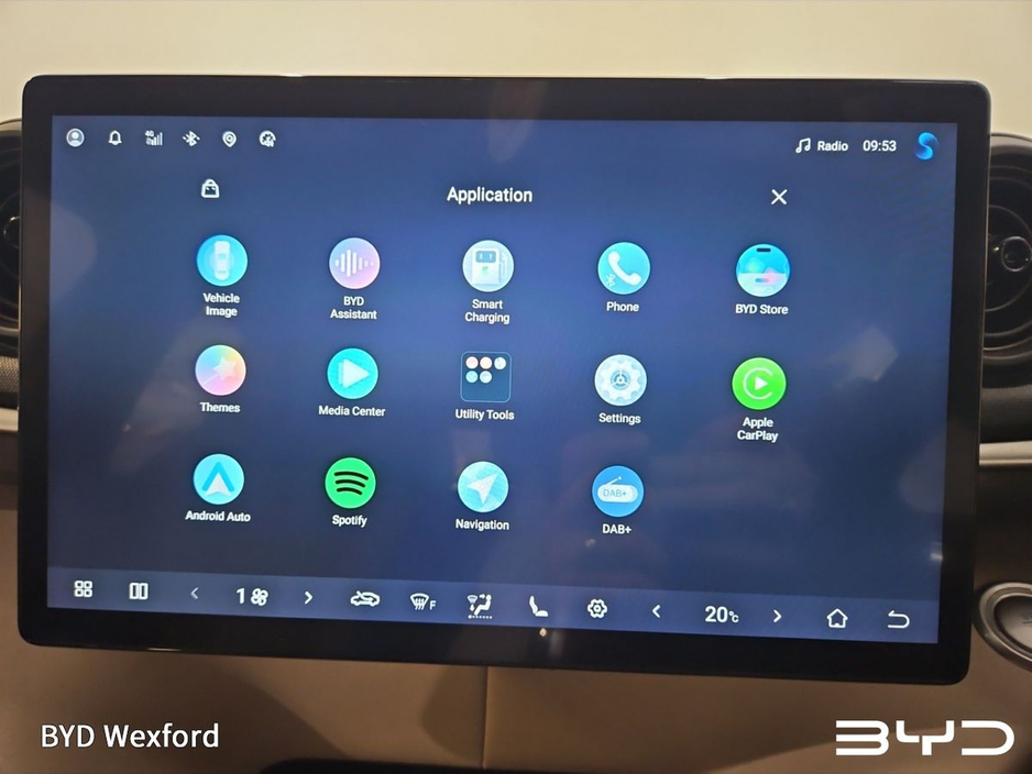 2024 BYD Dolphin - image 19