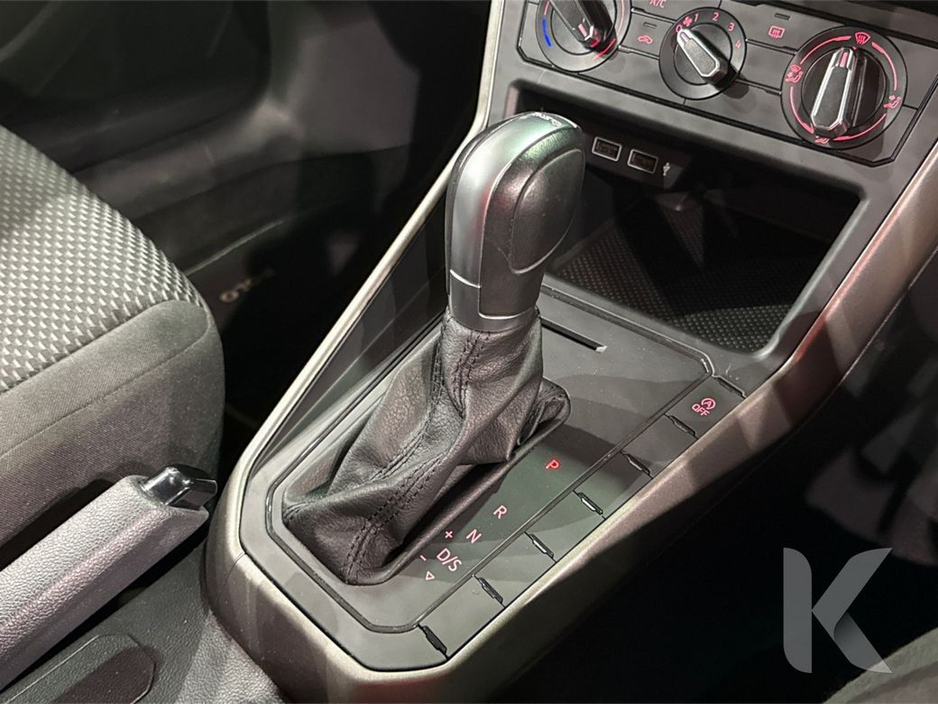 2018 Volkswagen Polo - image 19