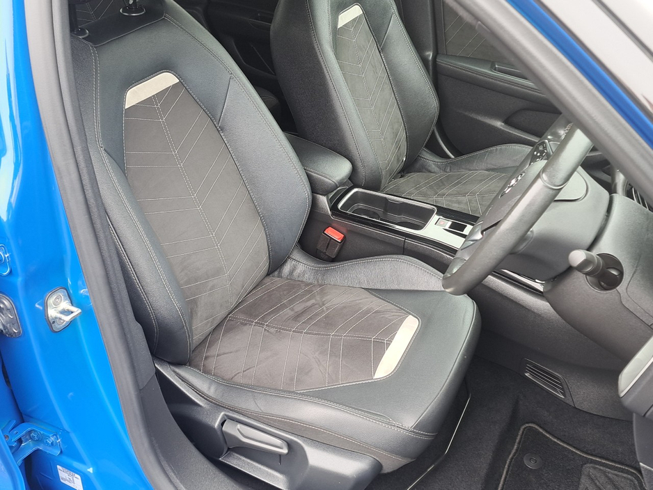 2023 Opel Mokka - image 14