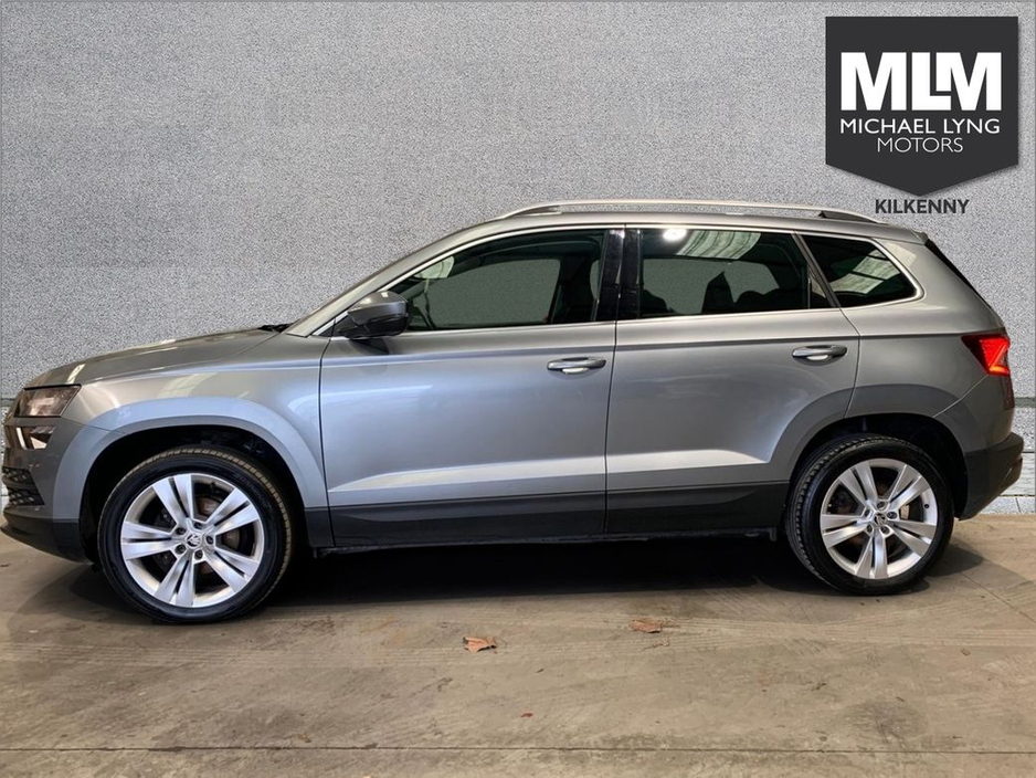 2019 Skoda Karoq - image 5