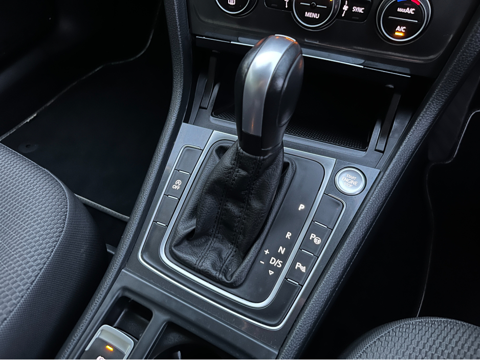 2020 Volkswagen Golf ESTATE AUTOMATIC 2.0 DIESEL //ADAPTIVE CRUISE CONTROL//KEYLESS ENTRY//REVERSE CAMERA//PARKING SENSORS// €19,950