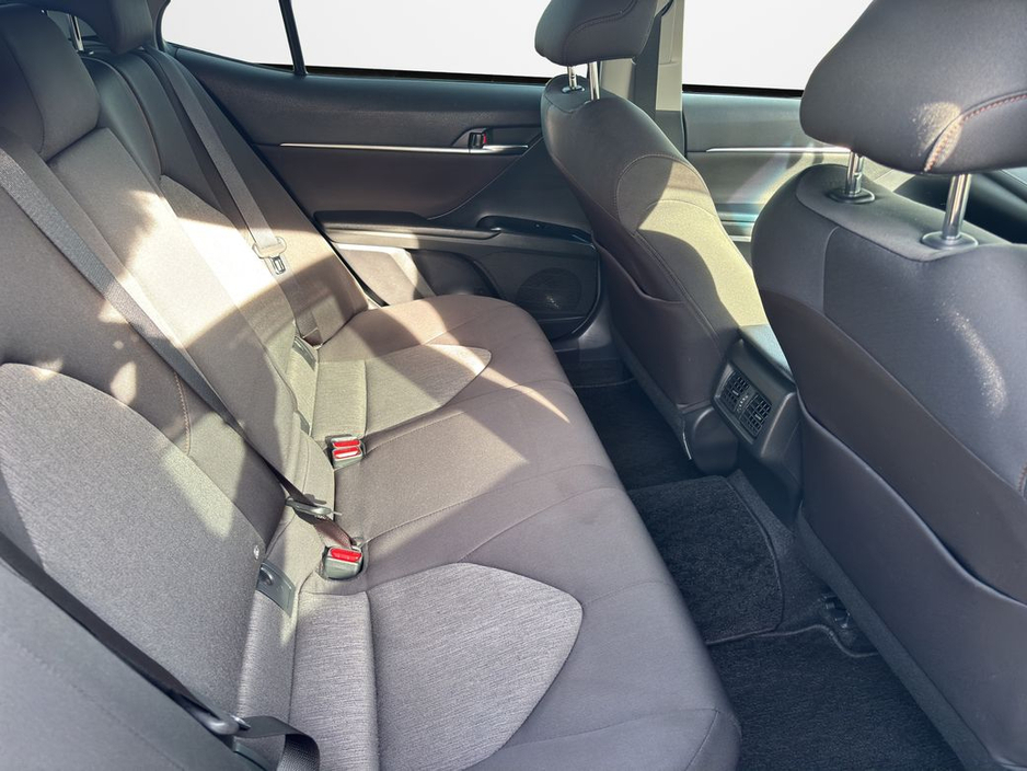 2020 Toyota Camry - image 15