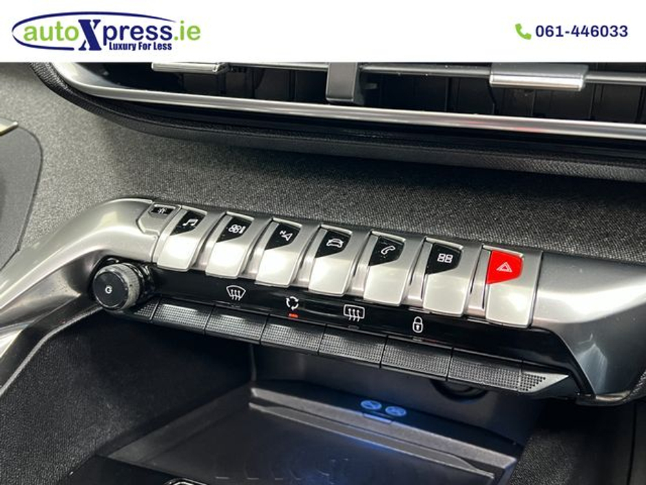 2017 Peugeot 3008 - image 18