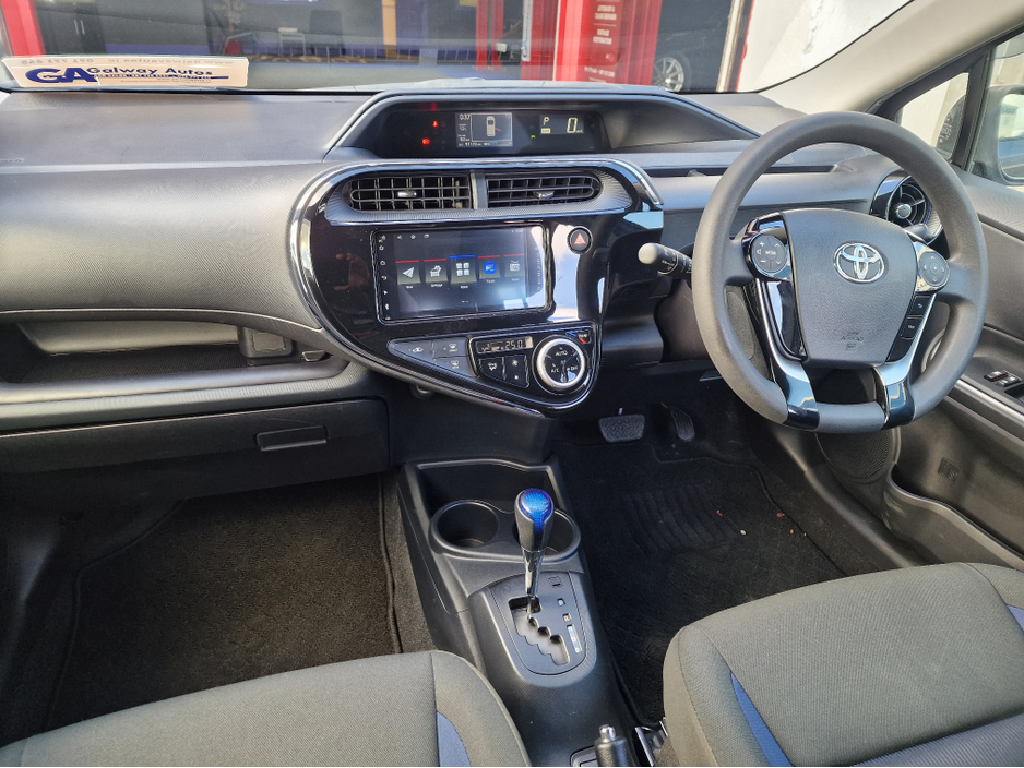 2018 Toyota Aqua - image 29