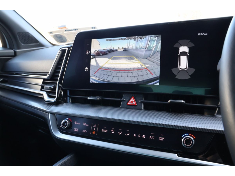 2024 Kia Sportage - image 20