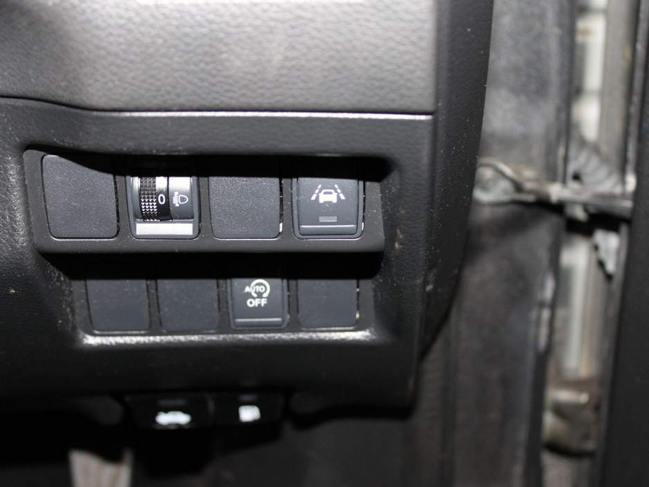 2019 Nissan Qashqai - image 25