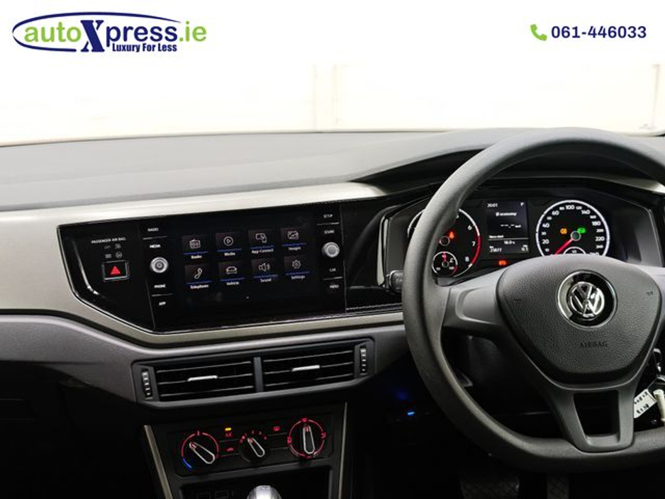 2019 Volkswagen Polo - image 18