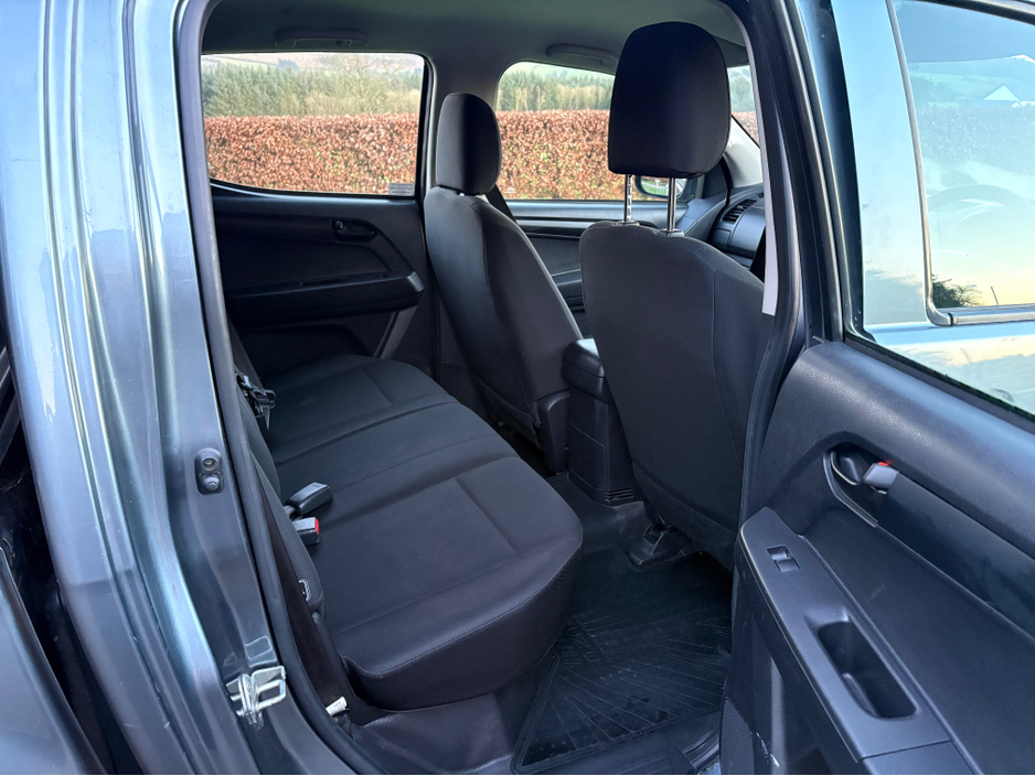 2015 Isuzu D-MAX 2.5 TWIN TURBO CrewCab €17,950